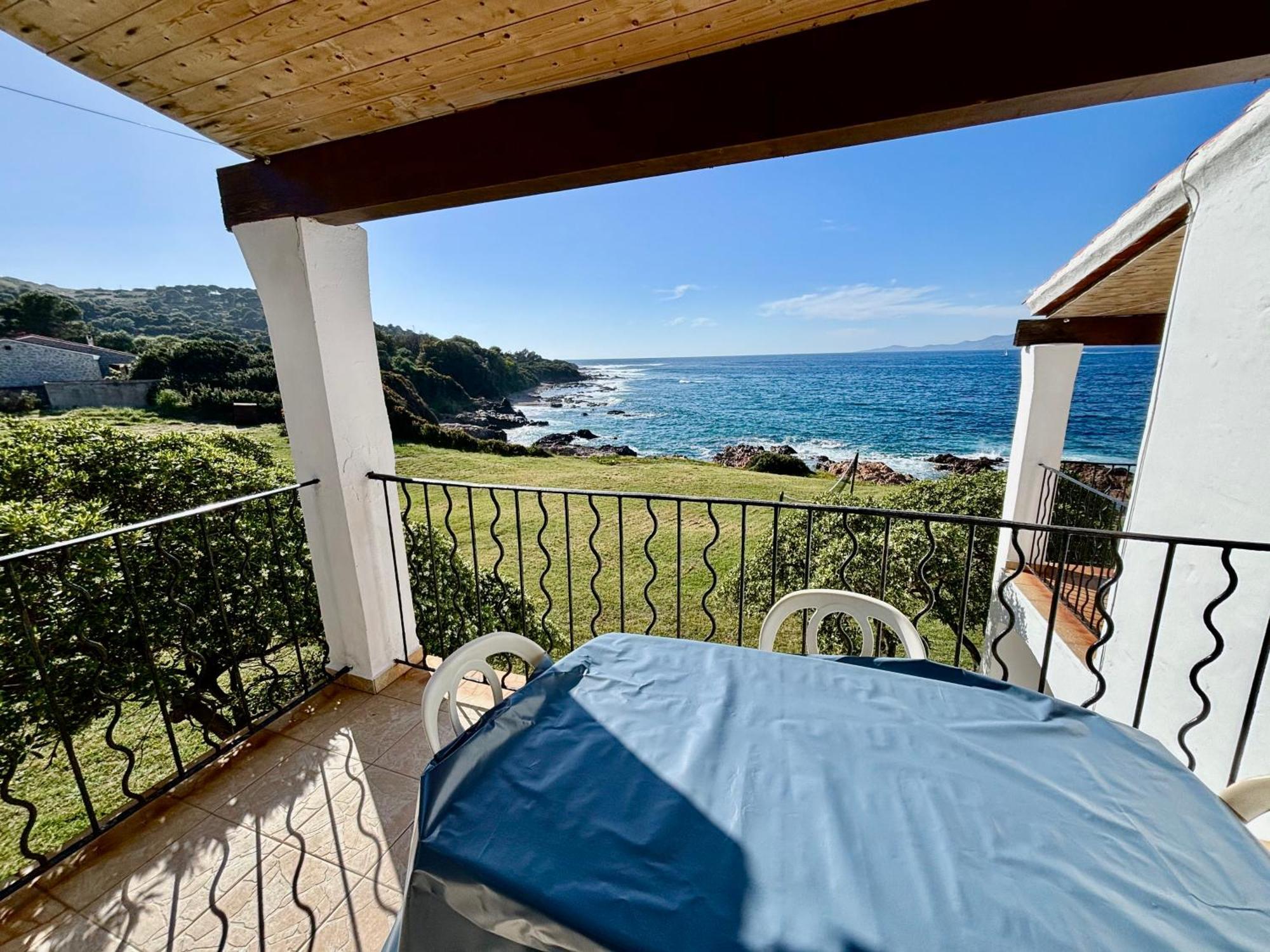Residence Punta Paliagi 卡尔卡托吉奥 外观 照片