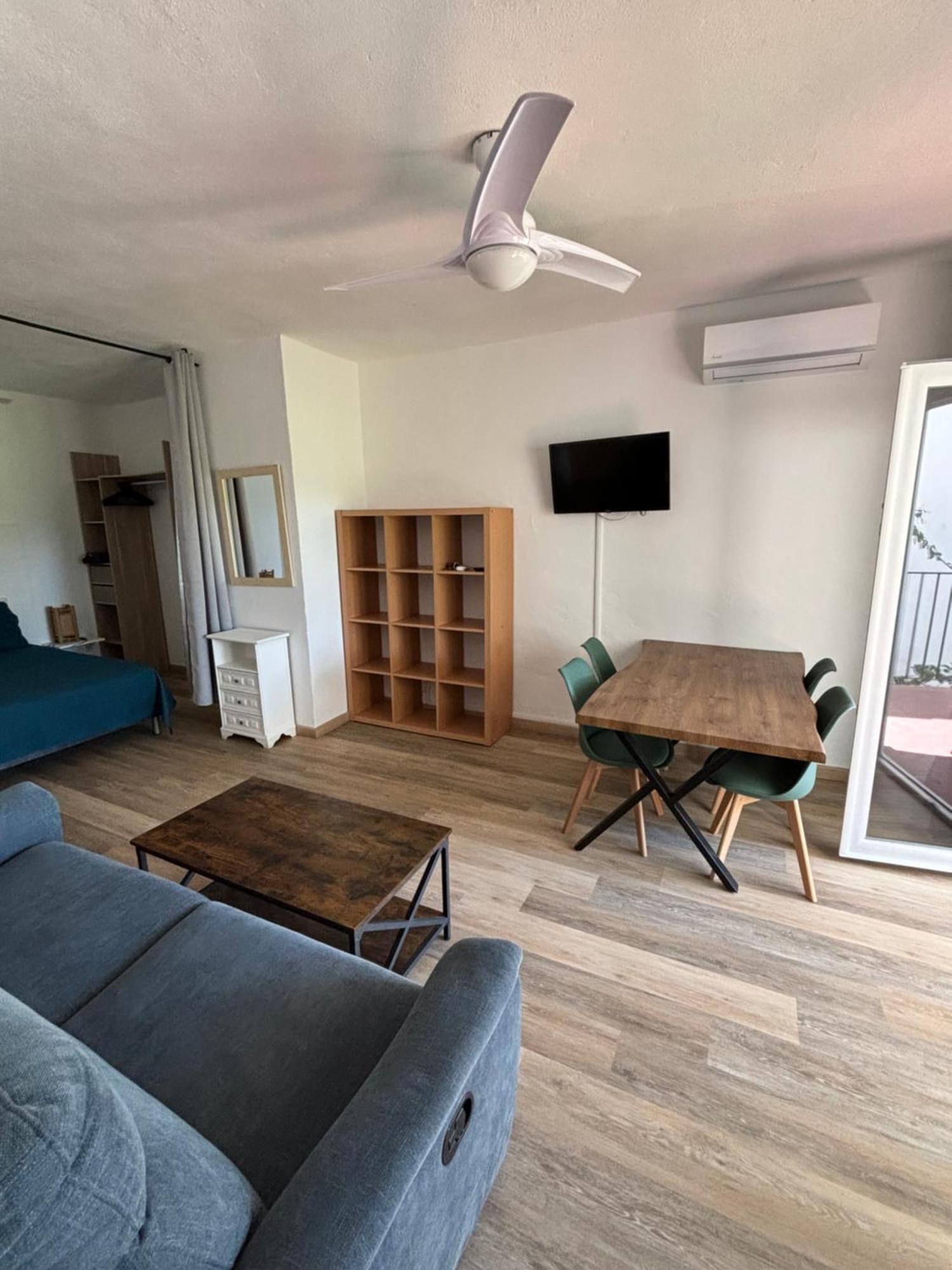 Residence Punta Paliagi 卡尔卡托吉奥 外观 照片